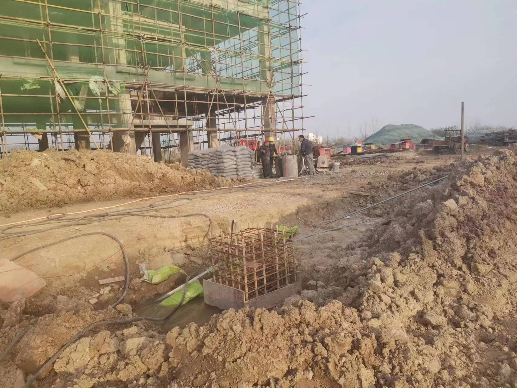 北大镇当桥梁出现裂缝的时候应该及时加固修补